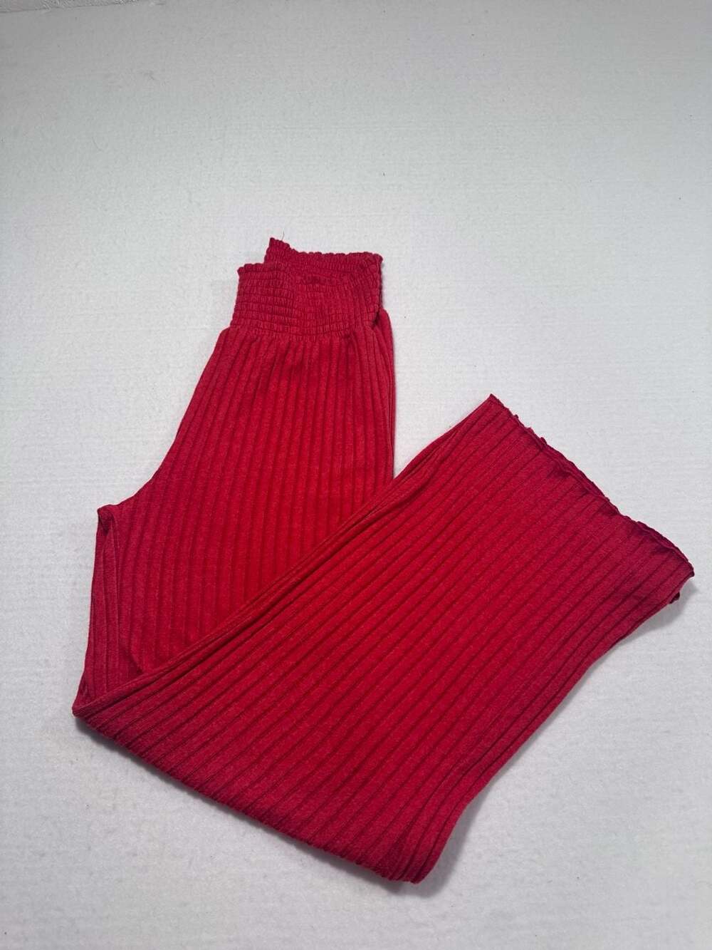 Z Supply Dawn Smocked Ribbed Flare Pants Women’s Size Medium Black Lounge Pants
